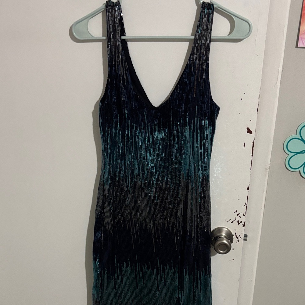 Junior's M Charlotte Russe V Neck Mini Sequin Tank Dress - Blue, Gray, & Black